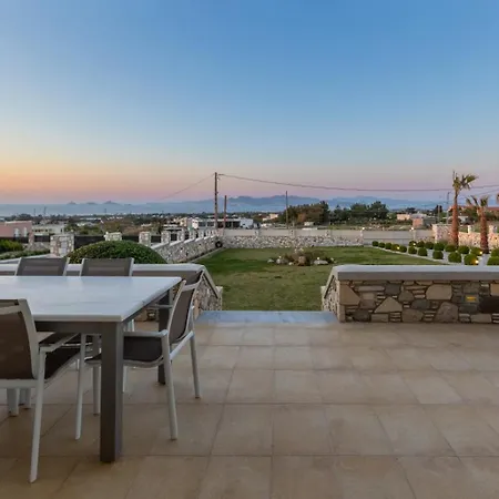 Alkis Dream With Jacuzzi