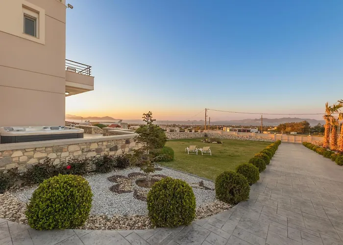 Alkis Dream With Jacuzzi * 코스 타운