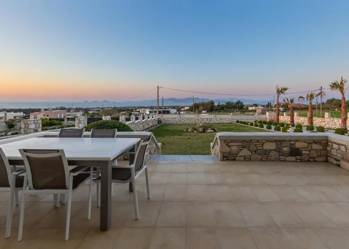 Alkis Dream With Jacuzzi