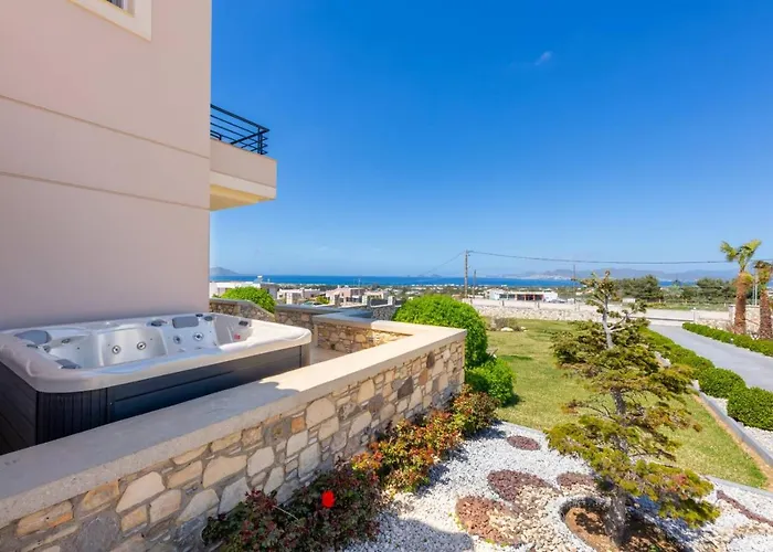 Alkis Dream With Jacuzzi فيلة *